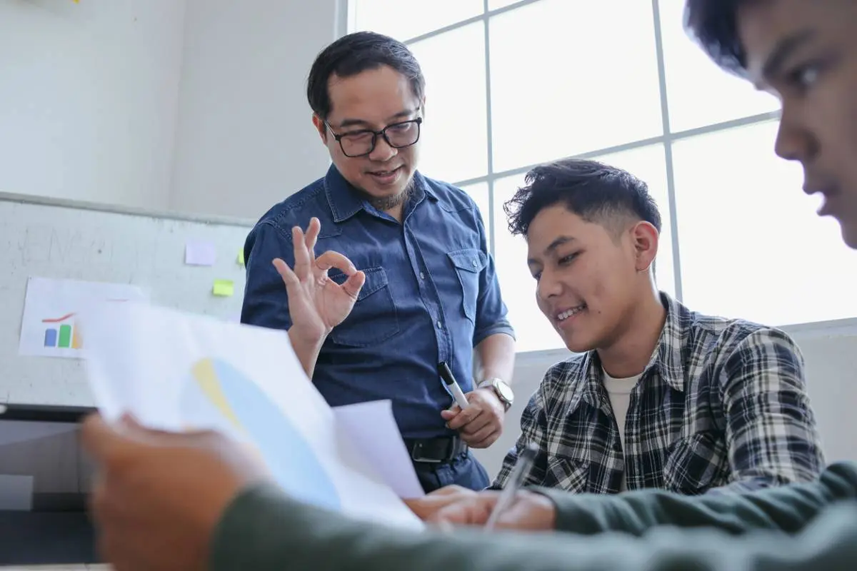 Comment rejoindre une école des métiers graphiques en alternance ?